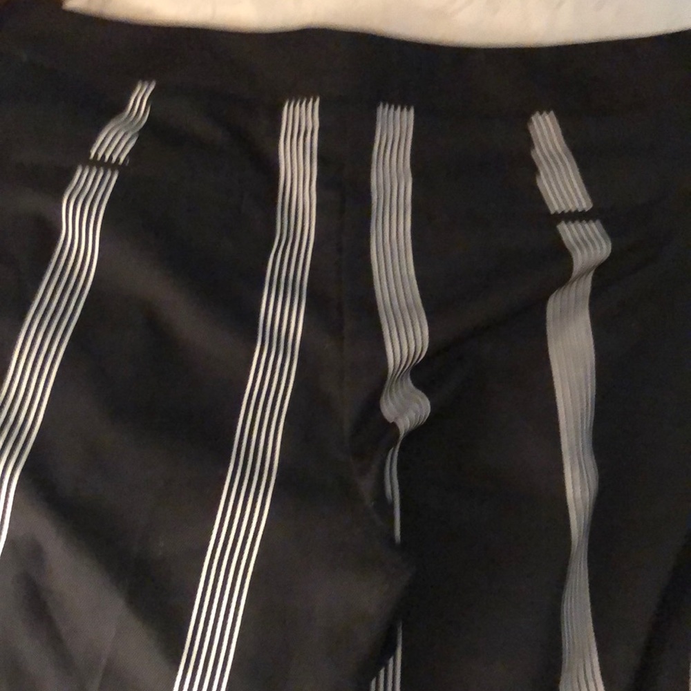 Black and white stripe pants size 4 - Picture 4 of 5
